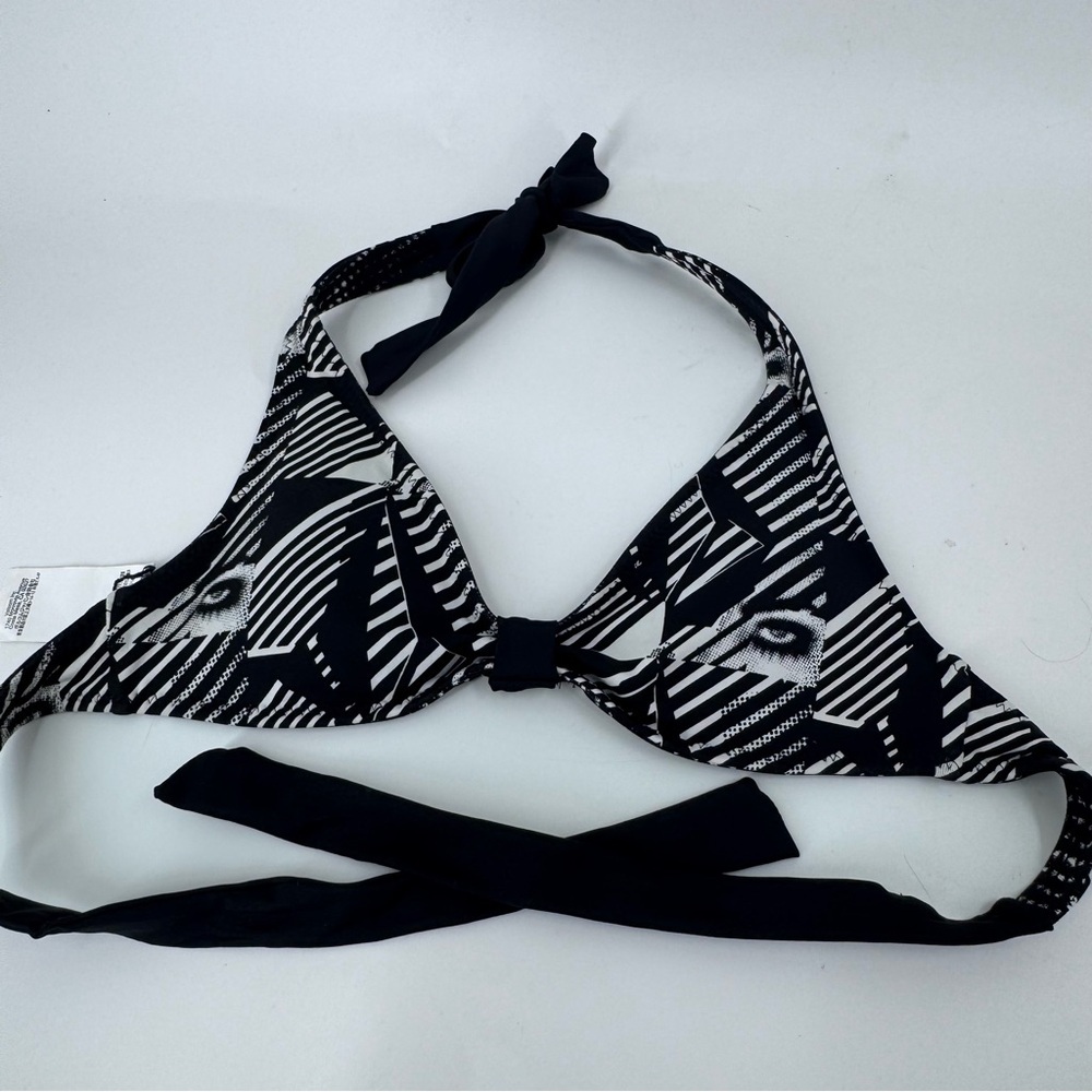 NWT Volcom‎ Black and White Reversible Striped Bikini with Bow Accents